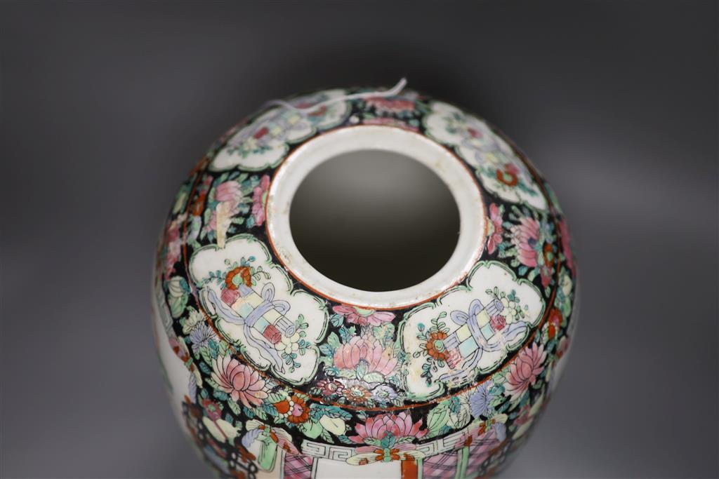 A Chinese famille rose vase, height 28cm